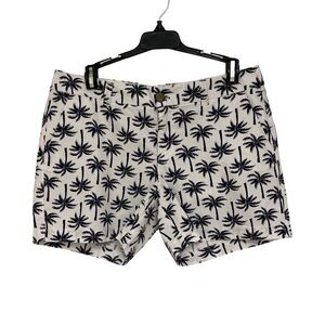 Old Navy Chino Palm Tree Print Shorts Women’s 6 White